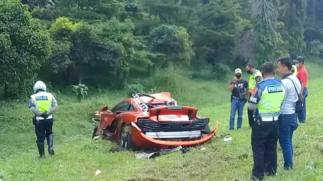 McLaren 720S Kecelakaan, Pelat Nomor Palsu Terungkap