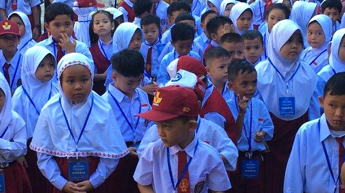 Mendikdasmen Resmi Larang Perpeloncoan di MPLS 2026