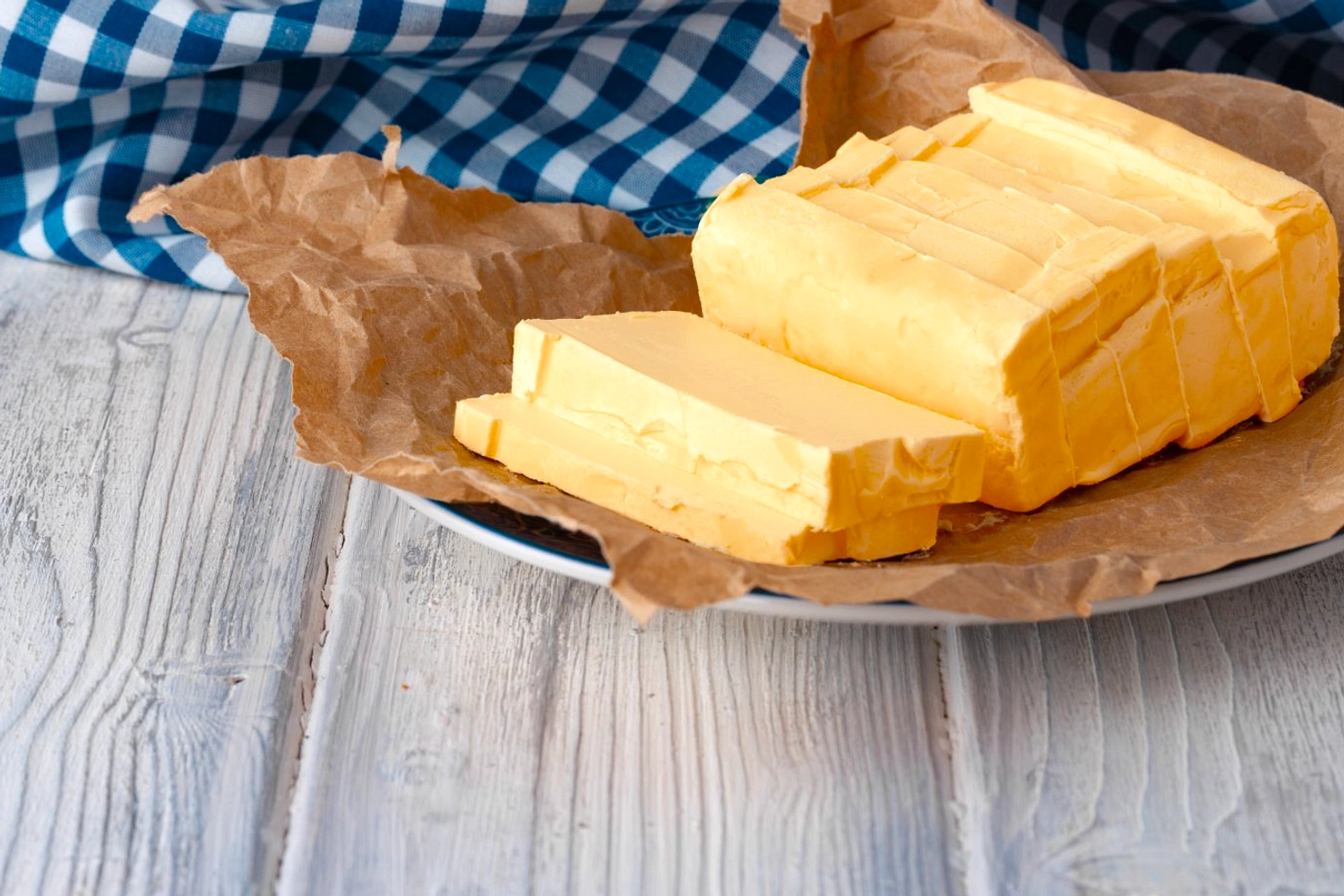 Mentega Gurih vs Tawar: Mana yang Lebih Baik untuk Baking