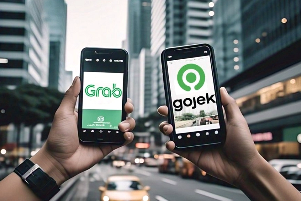 Menteri UMKM Ancam Cabut Izin Gojek dan Grab