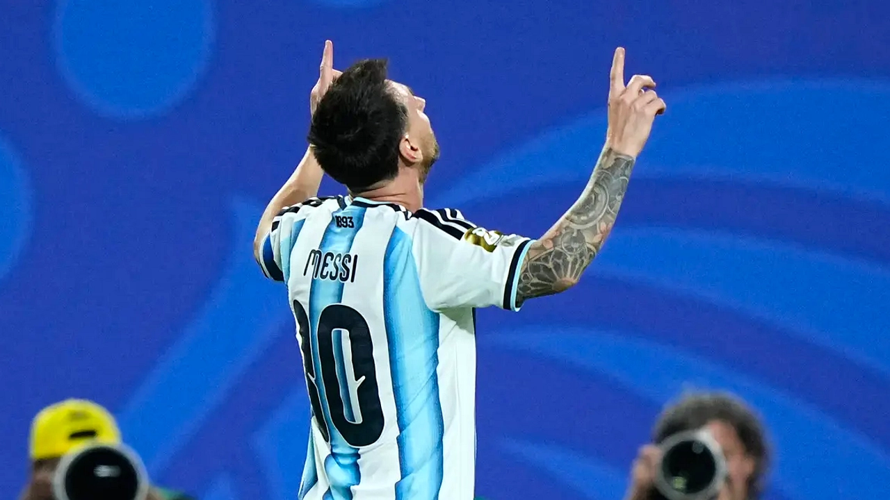 Messi Ancaman Utama Inggris di Semifinal