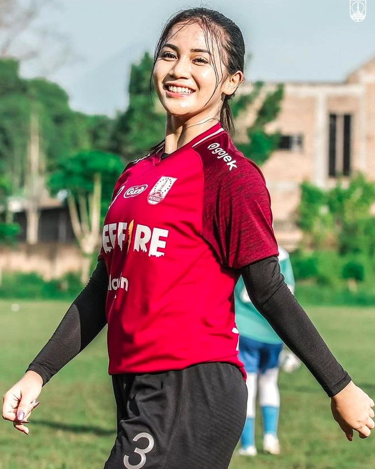 MilkLife Soccer Challenge Kudus, Malang Putri Juara