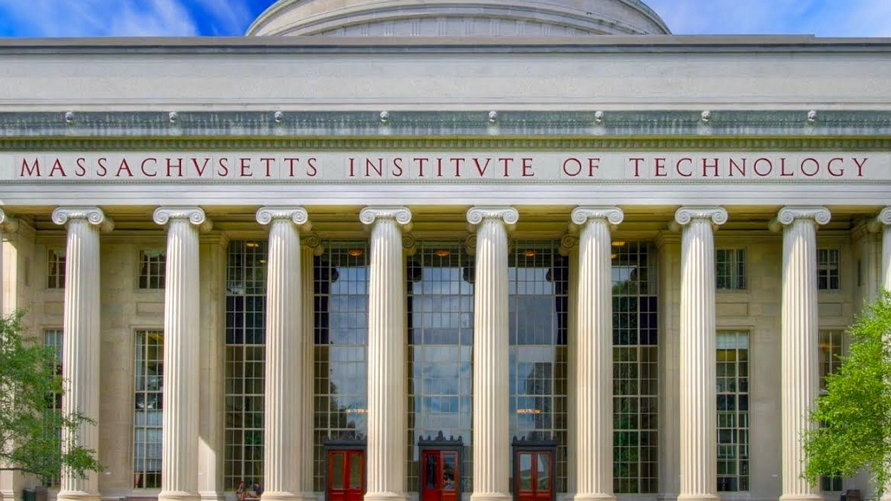 MIT Peringkat Pertama 12 Bidang Studi QS WUR 2026 Global