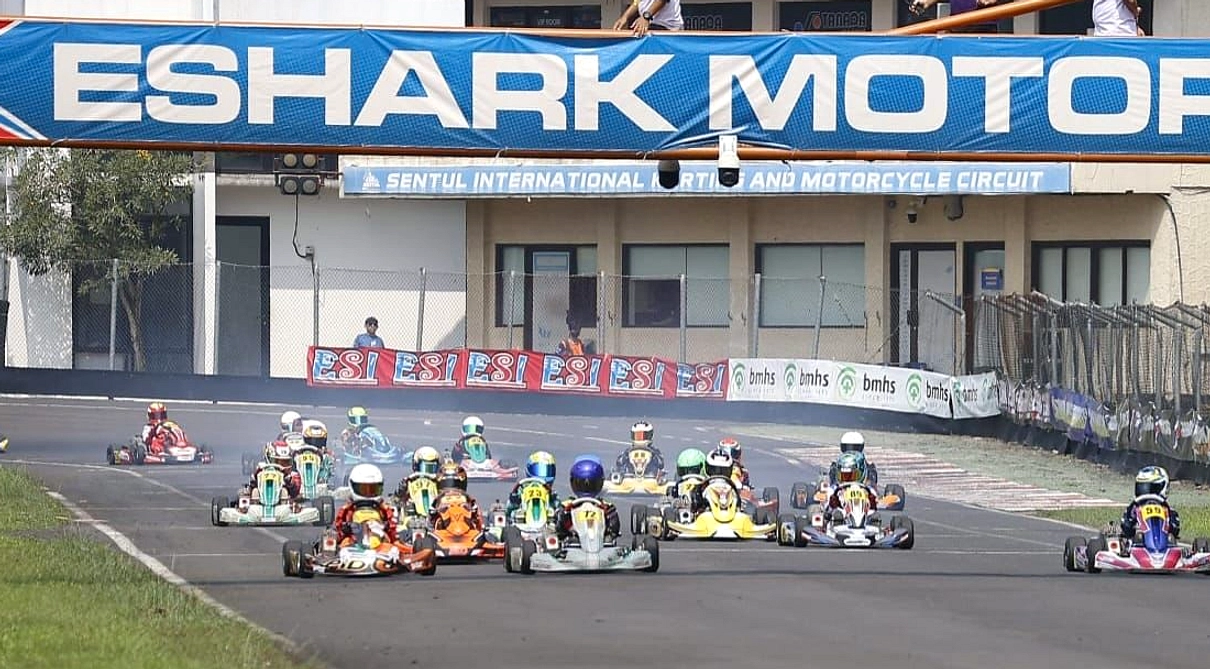 Morgan Holindo Raih Podium Ketiga di Eshark Rok Cup Sentul