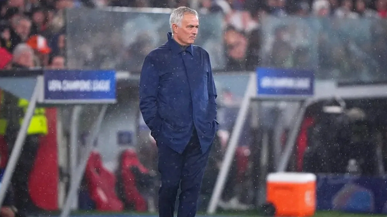 Mourinho Simpan 5 Pemain, Tambah Bek di Real Madrid