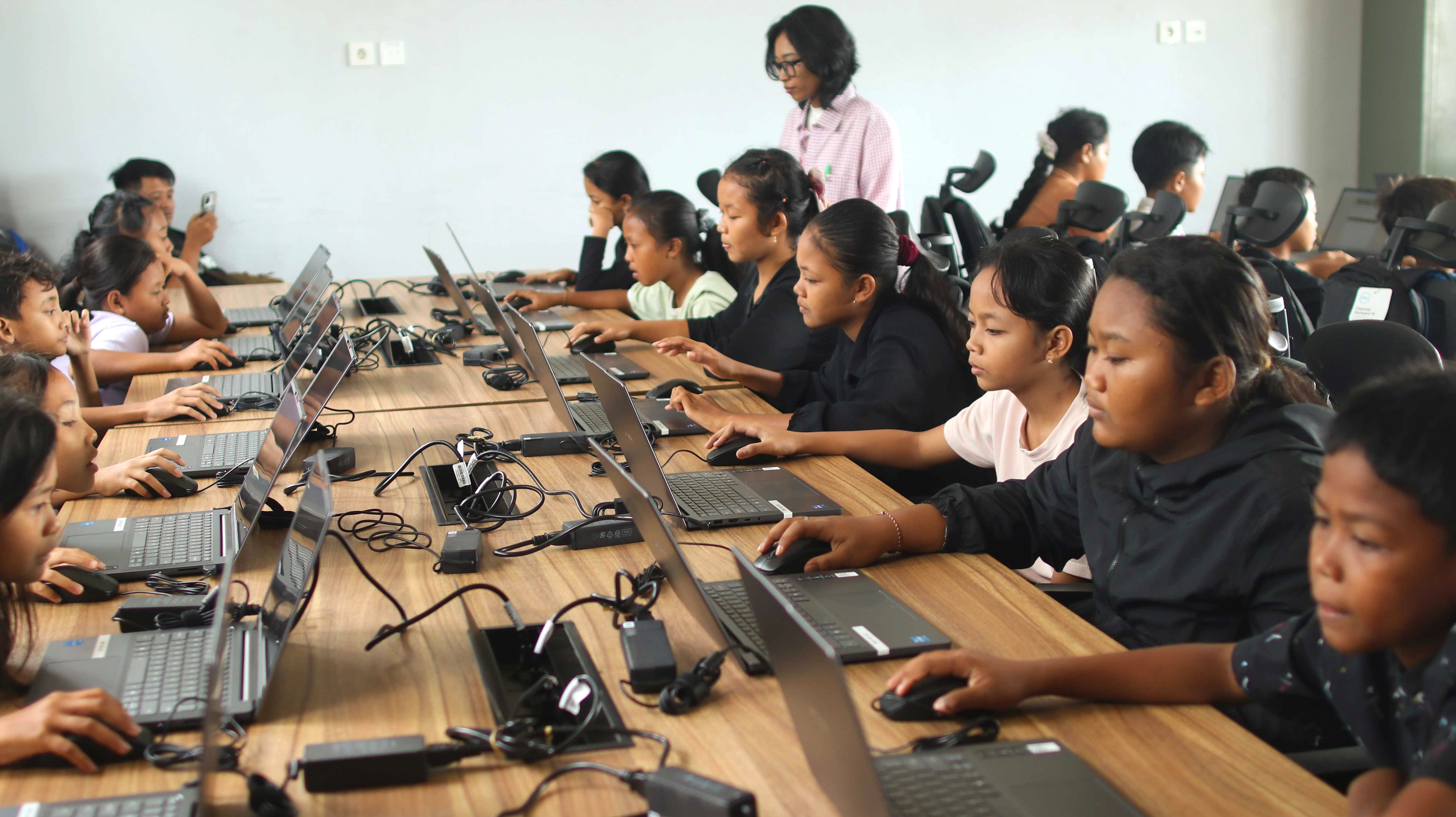 MPLS Seru di Rumah Pintar BSI, 235 Siswa Baru Antusias