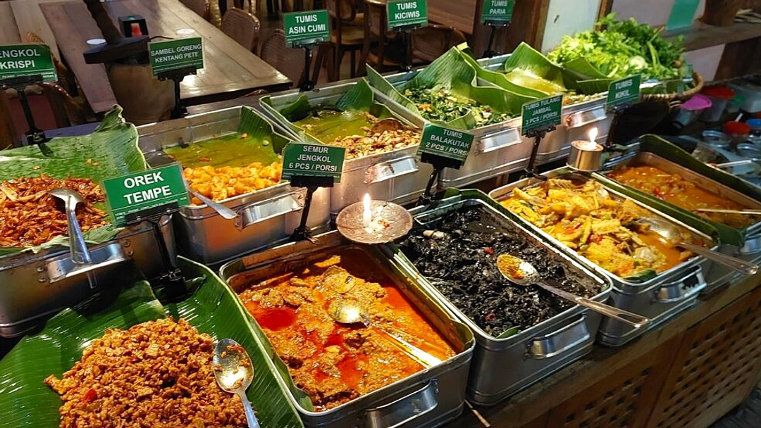 Nagita Slavina 12 Jam Kuliner Bandung, 4 Tempat Terkenal Penuh Rasa