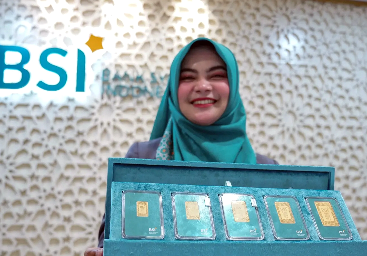Nasabah Emas BSI Melonjak 700%, Tembus 1,3 Juta