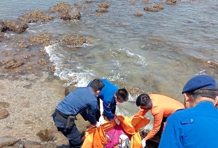 Nelayan Temukan Mayat Membusuk di Pantai Lampung Selatan