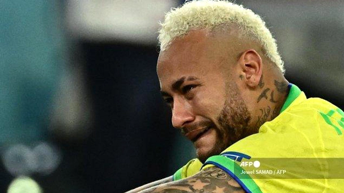 Neymar Pensiun dari Timnas Usai Brasil Tersingkir
