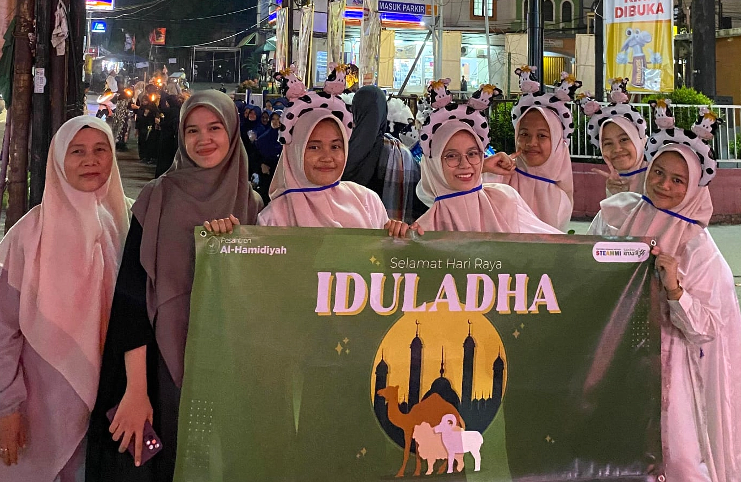 Nyate Bareng di Pondok Pesantren Sukabumi: Idul Adha Santri