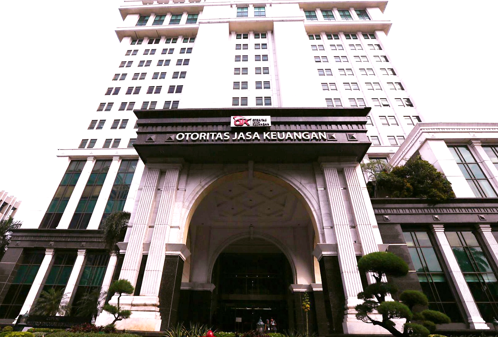 OJK Cabut Izin Usaha Modal Ventura PVK