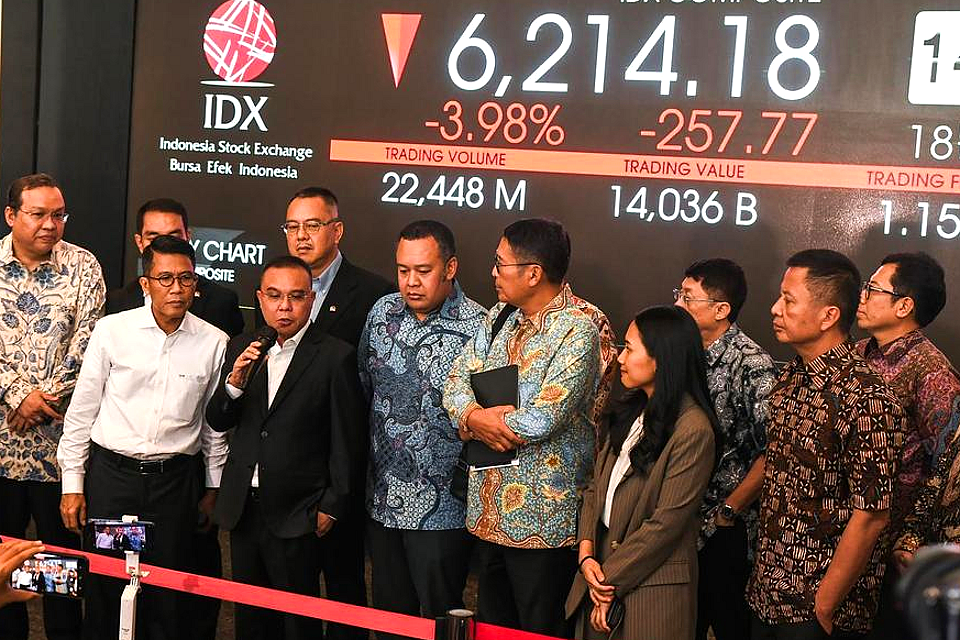 OJK: Tekanan Pasar Modal Masih Terasa, Rebound Mulai Terlihat