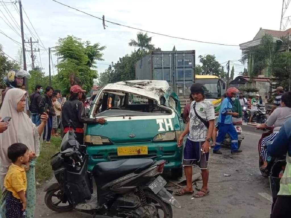 Ojol Tunarungu Ditabrak, Motornya Dicuri Pura-Pura Keluarga