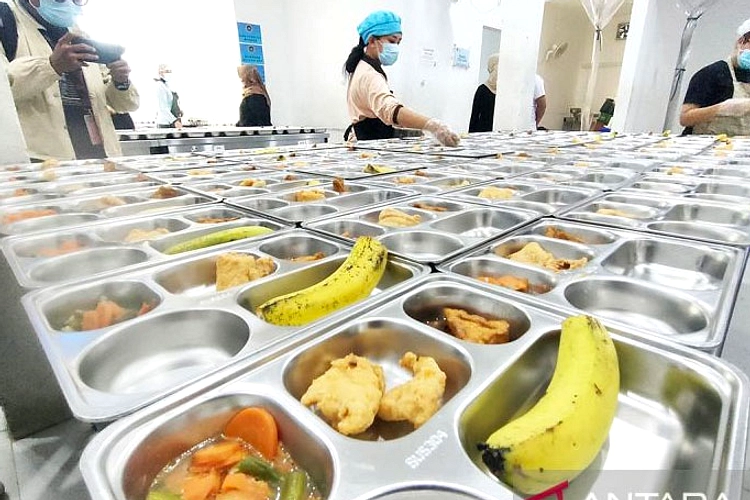 Orang Tua Bisa Pantau Menu MBG Anak via NIK