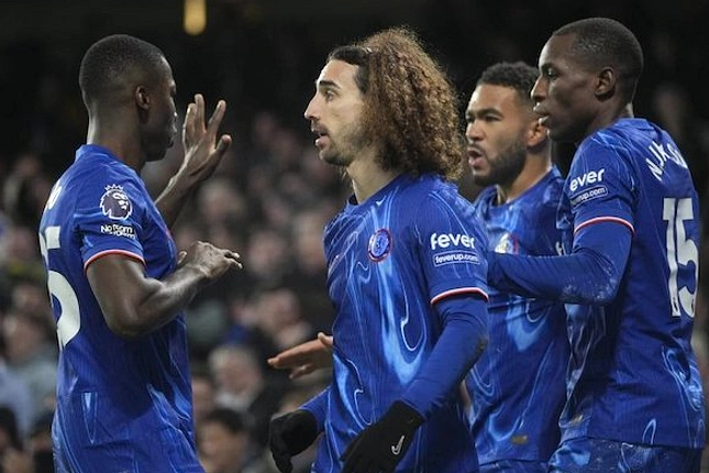 Owen Usulkan Rotasi di Posisi Kane untuk Kebugaran England