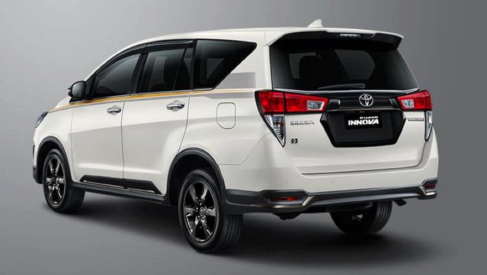 Pajak Kijang Innova 2026: Reborn & Zenix Sekitar Rp 7 Juta