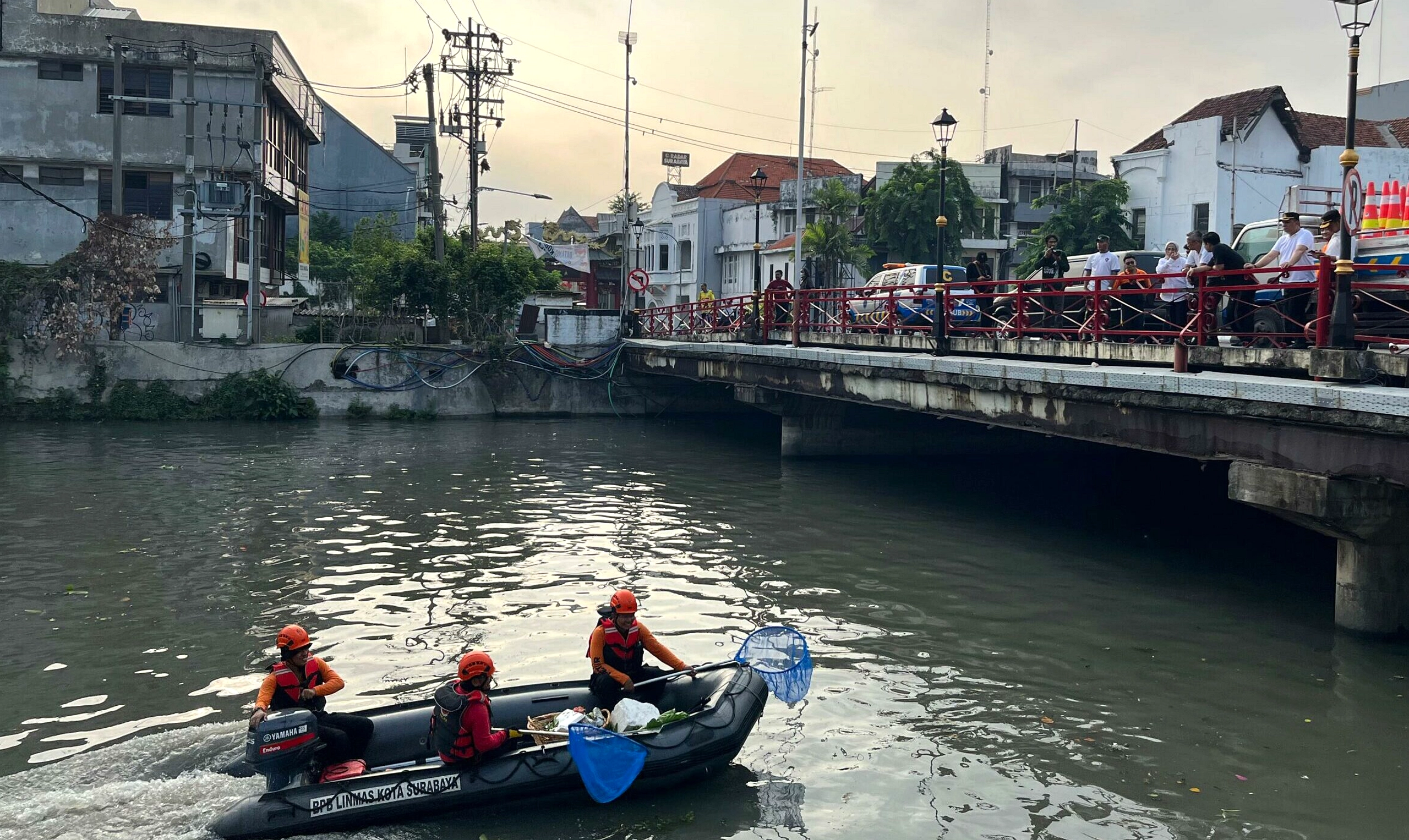 Pancaroba Surabaya: Cuaca Cepat Berubah, Waspada Kesehatan