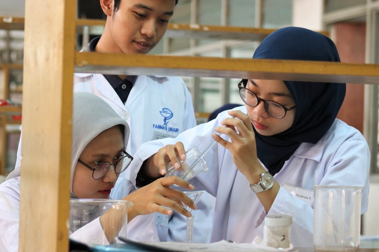 Panduan Memilih Jurusan Kuliah: Minat, Bakat, dan Karier