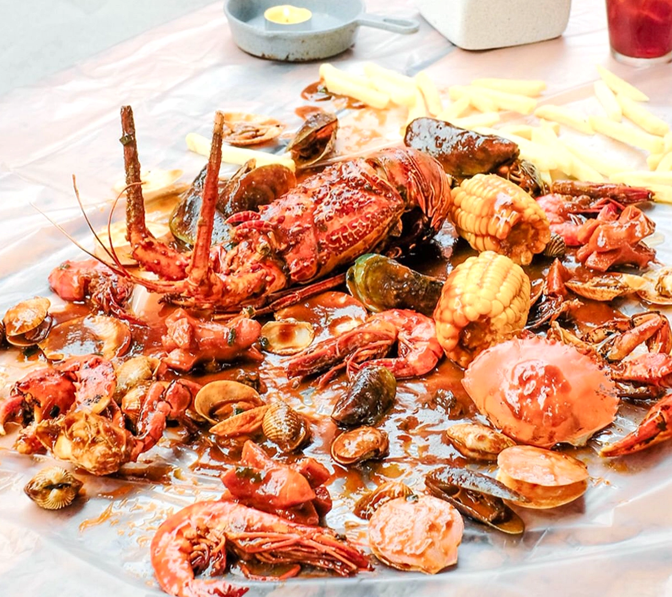 Pasangan Mewah Kabur Tanpa Bayar di Restoran Wales