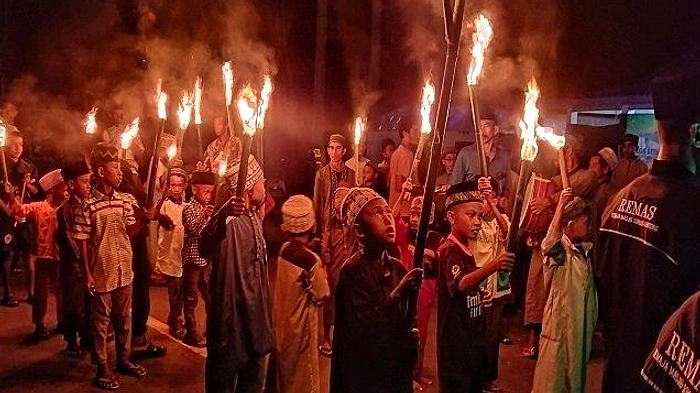Pawai Obor Idul Fitri Malang: Ribuan Obor di Jodipan