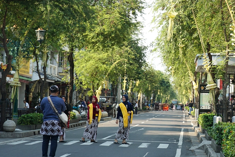 Pedagang Minta Shuttle Gratis Sebelum Malioboro Bebas Mobil
