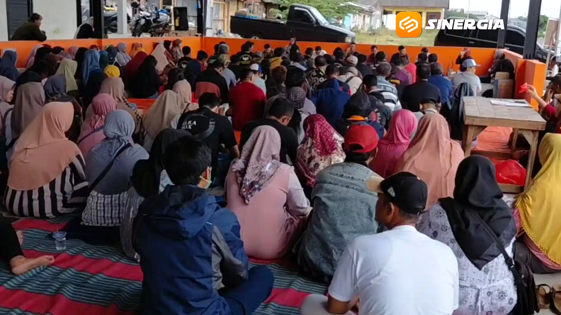Pedagang Pasar Mentigi Direlokasi ke Lapangan Sampalan