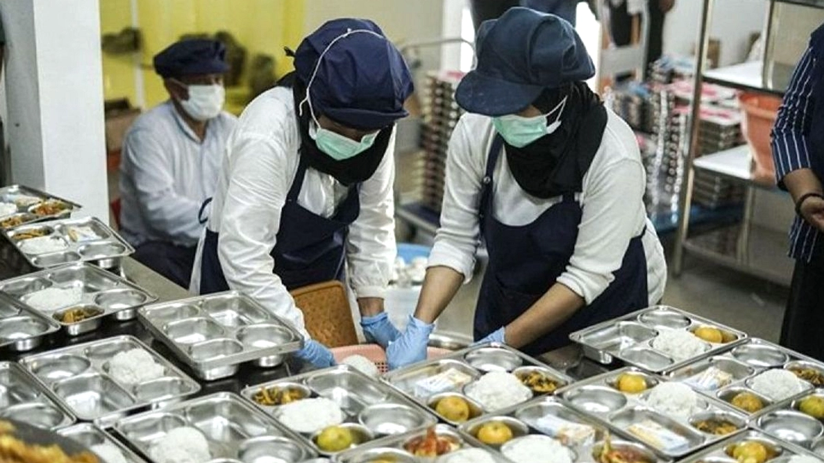 Pemerintah Selesaikan 222 Dapur MBG, Fokus 3T, Makanan Gratis