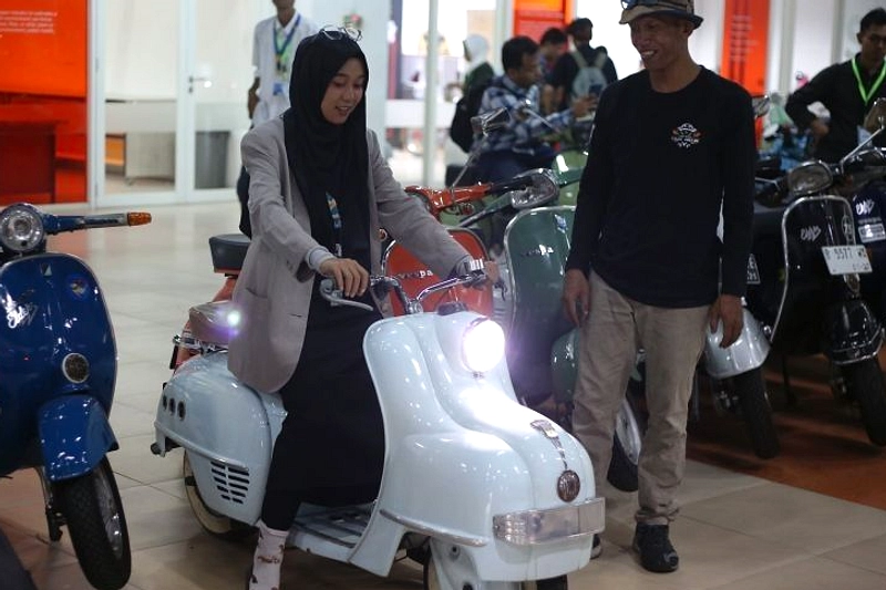 Pemerintah Tunda Lagi Insentif Motor Listrik, Penjualan Anjlok 28 Persen