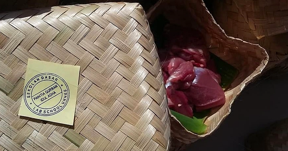 Pemkab Banyuwangi Hindari Kantong Plastik Saat Kurban