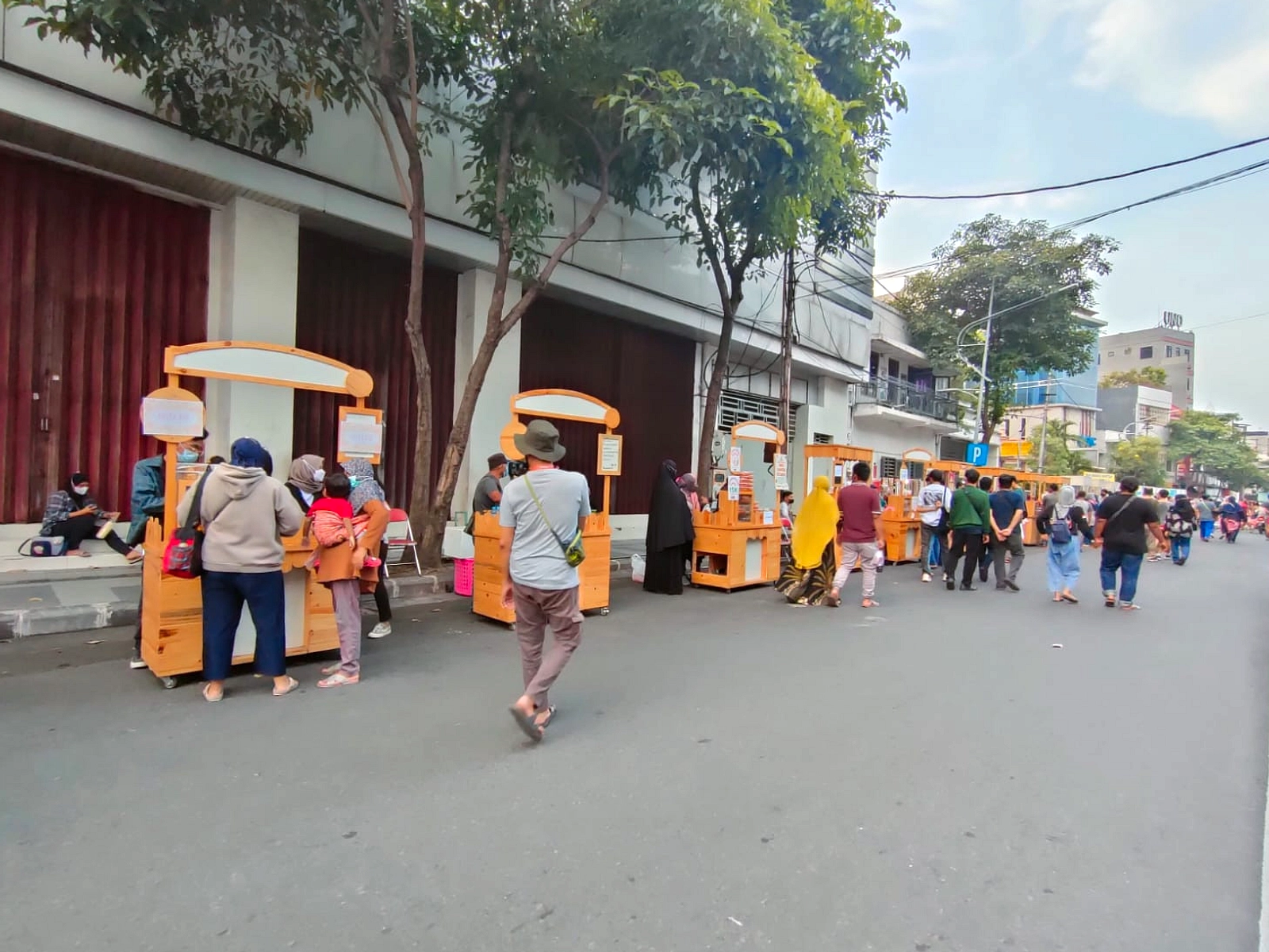 Pemuda Surabaya Tegaskan Parkir Digital, Video Viral 3,7 Juta