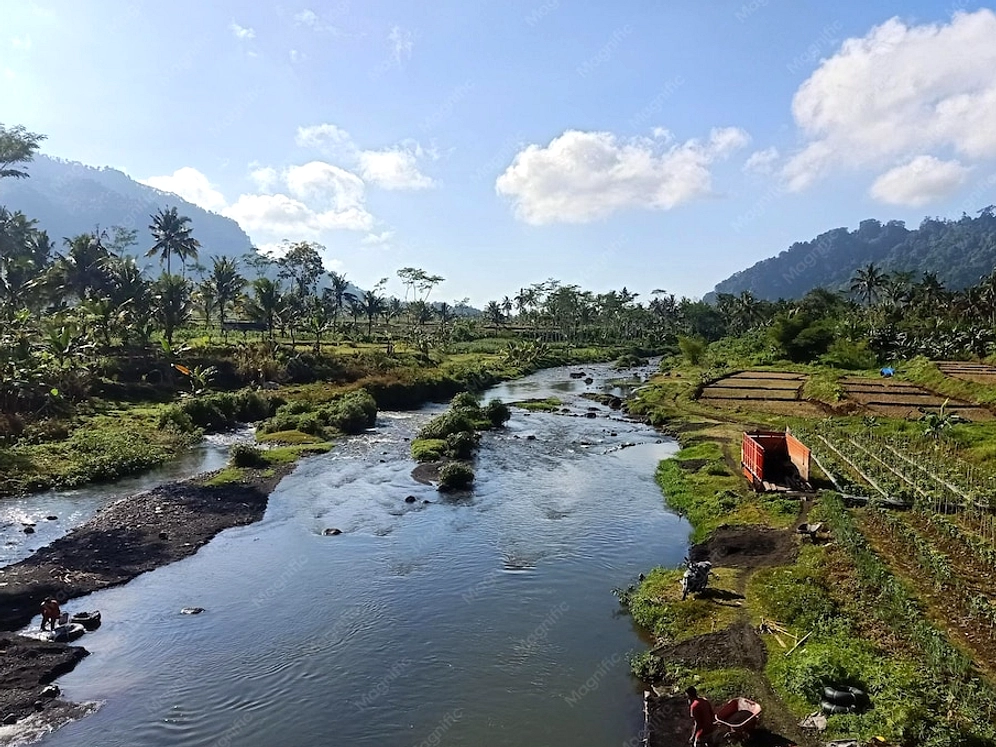 Penambang Pasir di Lumajang Kritis Akibat Letusan Sekunder Gunung Semeru