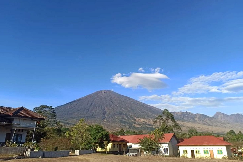 Pendaki Rinjani Mulai Pendakian Hari Pertama, Datang Pagi