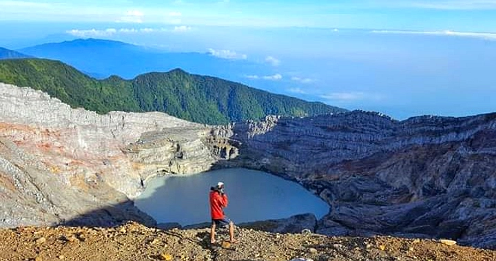 Pendakian Gunung Dempo Buka Kembali Mei 2026 Setelah Aktivitas Menurun