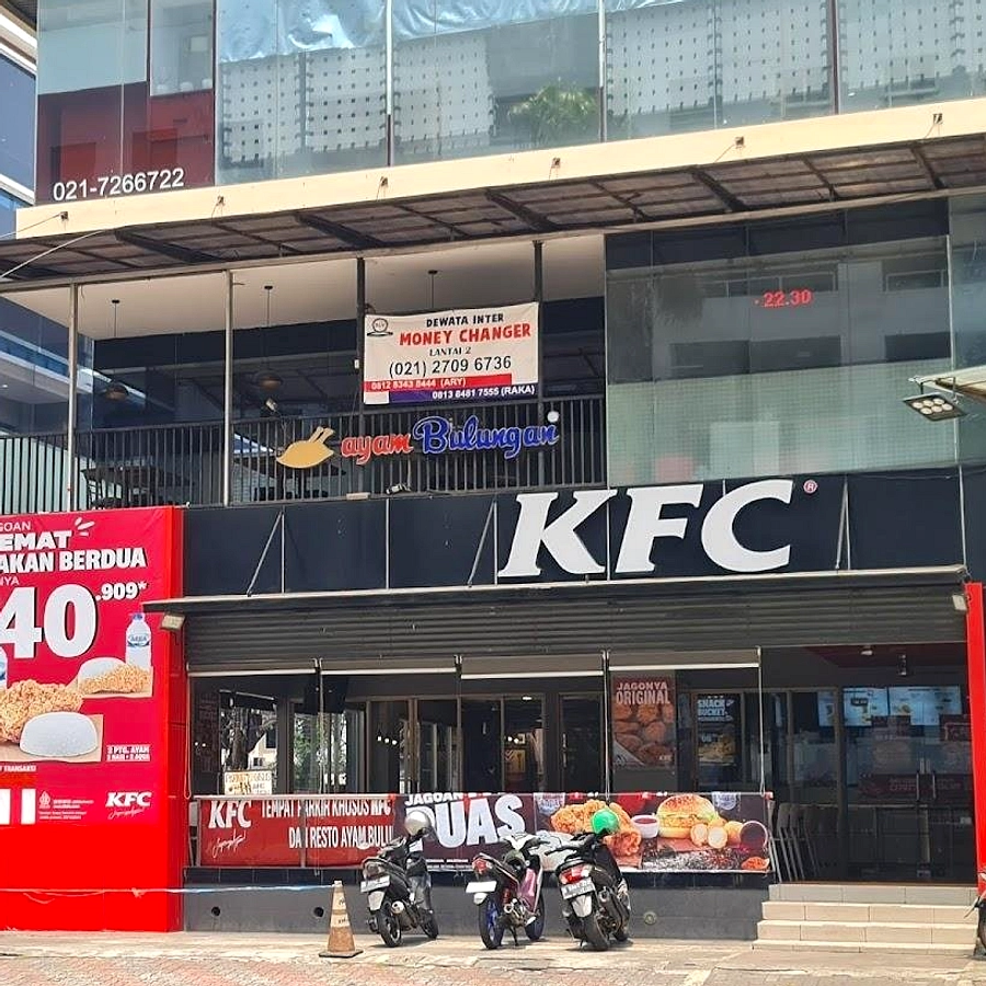 Pendapatan KFC Naik 16%, Rugi Menyusut Drastis