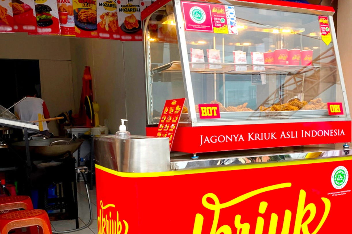 Penjual Ayam Goreng Rumahan Kena Denda Rp8,8 Juta Gegara Bau