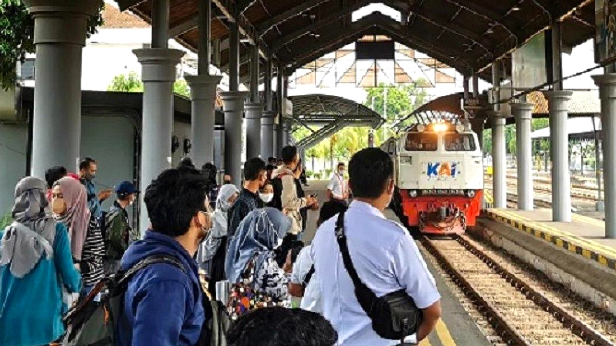 Penumpang KAI Daop 9 Jember Tembus 3,5 Juta di Semester I 2026