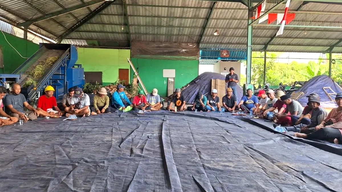 Penutupan TPA Suwung, Sampah Menumpuk, LSM Get Plastik Solusi