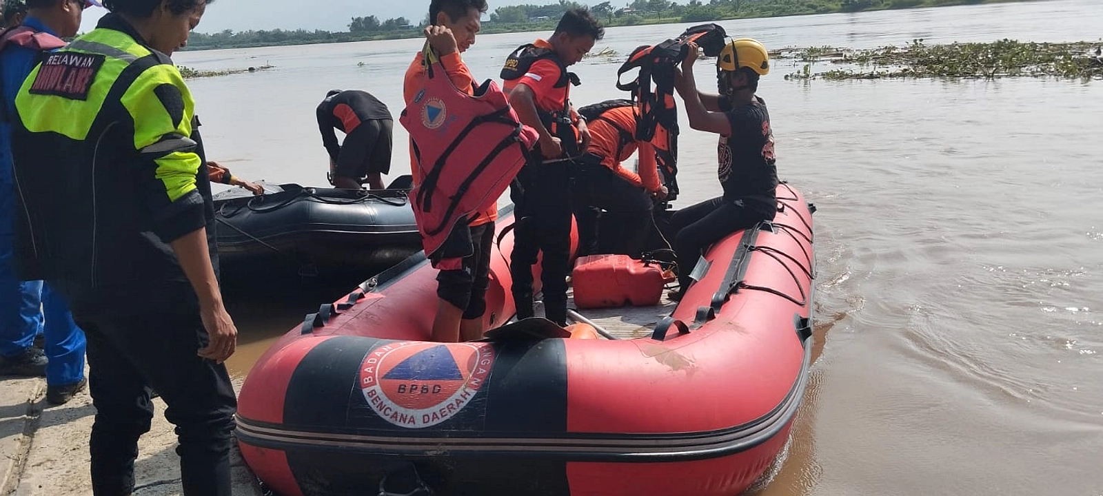 Perahu Besi Tenggelam di Gresik Sabtu, 2 ABK Meninggal