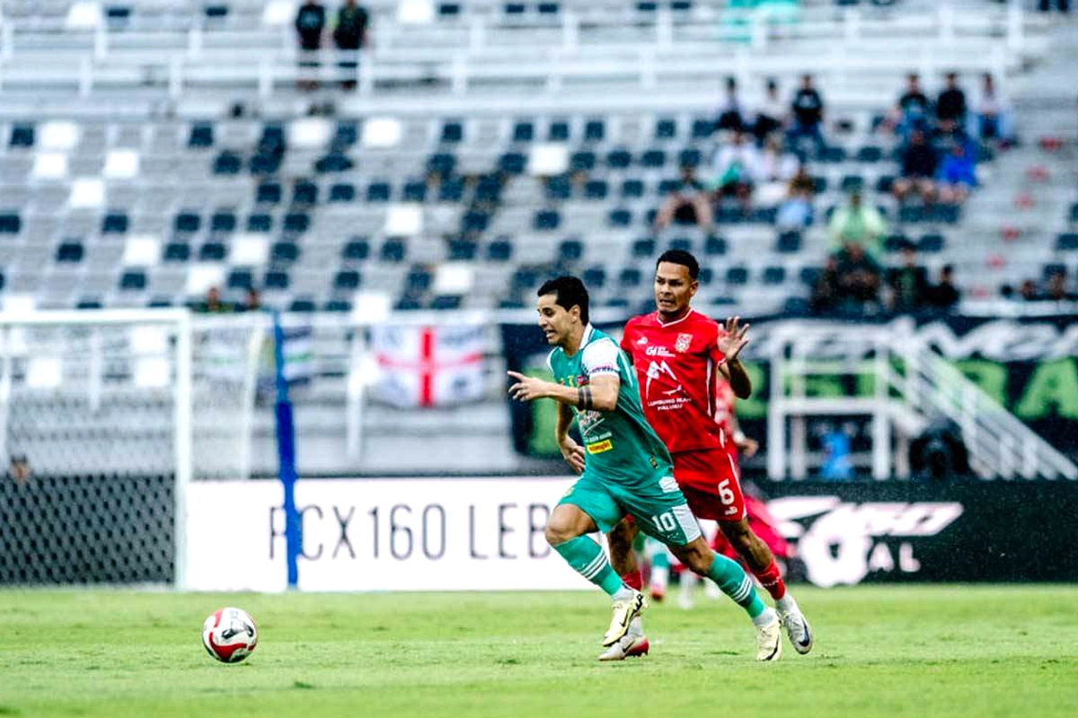 Persebaya Surabaya Turun Posisi, Cedera Persaingan Rendah