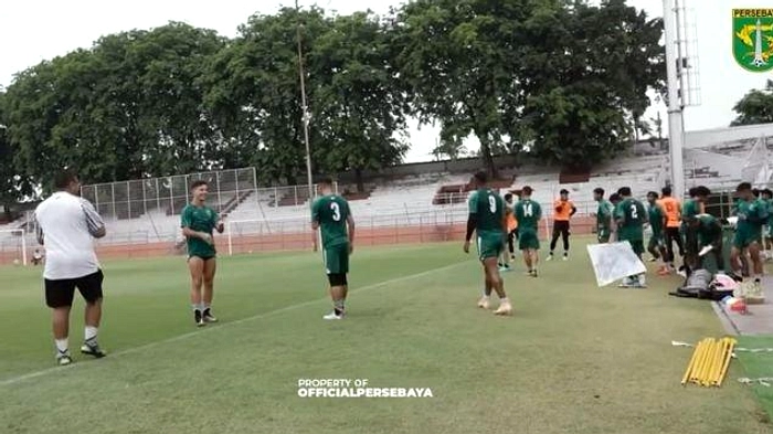 Persebaya Tunggumu Paraiba: 43 Menit, Harapan Tavares