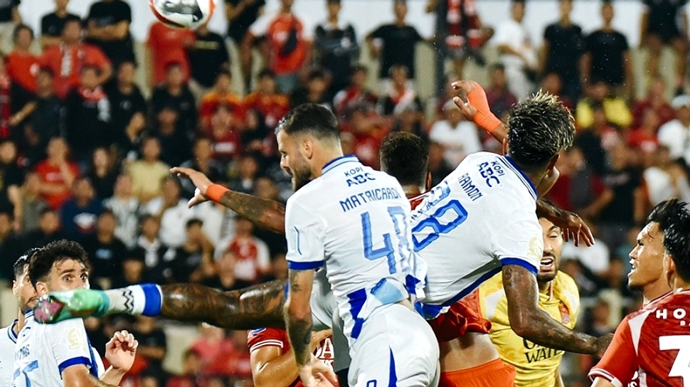 Persib 1-0 PSIM, Kusunung Posisi Puncak BRI Super League