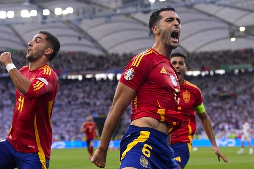 Pertahanan Kokoh Bawa Spanyol ke Final Piala Dunia 2026