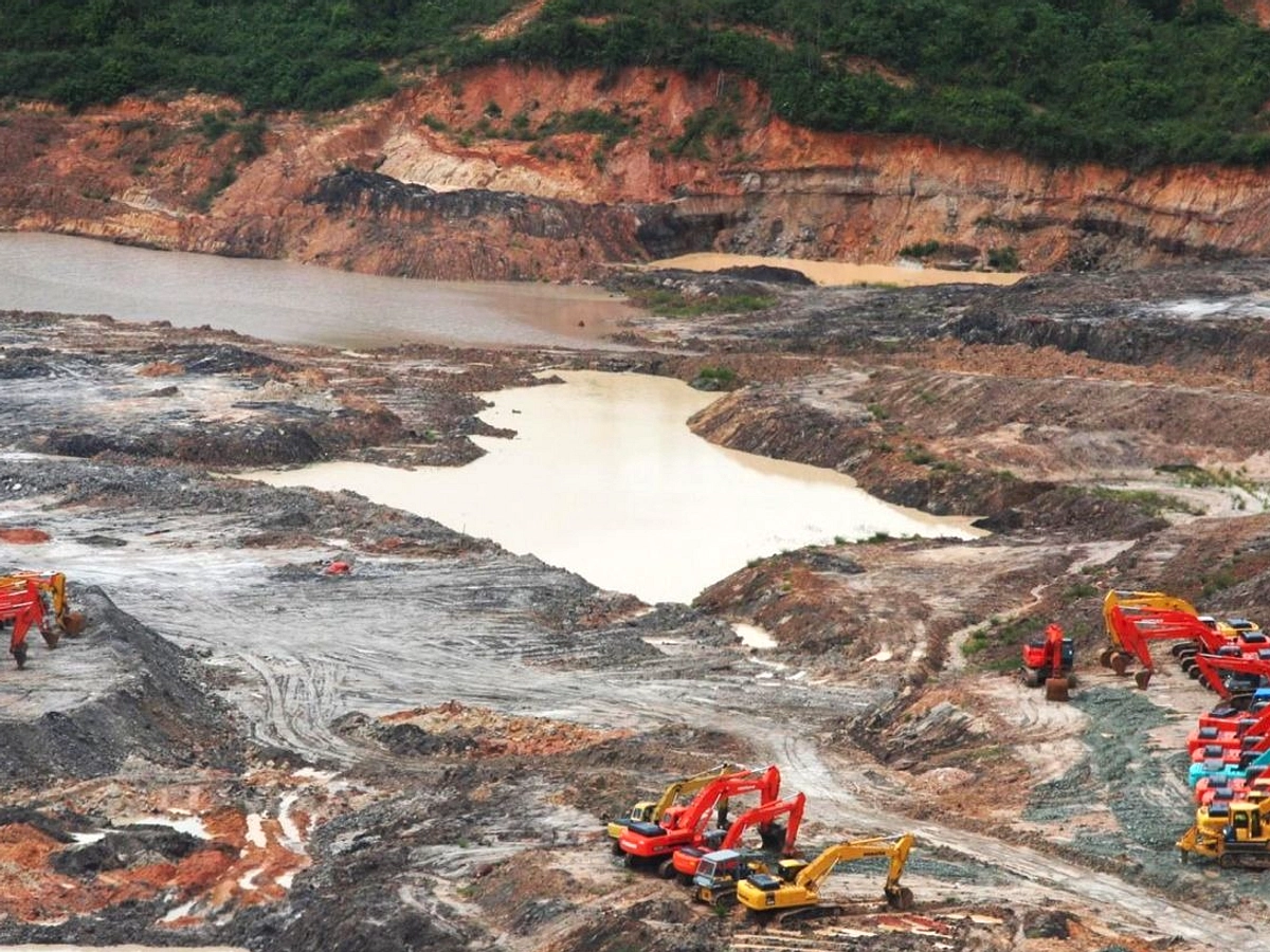 Pertambangan Nikel: Pilar Transisi Energi Indonesia 2026