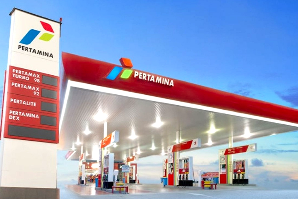 Pertamina Tahan Harga Pertamax, Ekonom Ungkap Alasannya