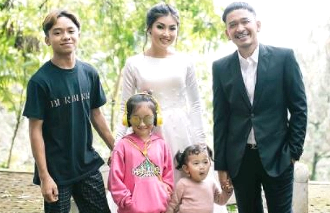 Pertemuan Ruben-Sarwendah Batal, Dijadwalkan Ulang 11 Juli