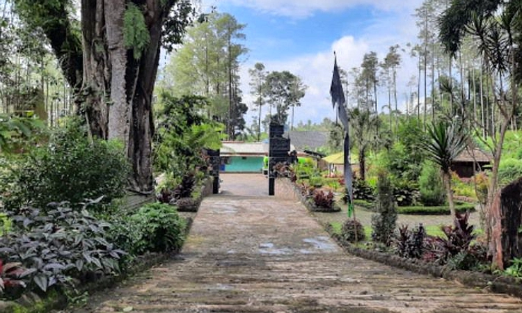 Pesulap Merah, Keraton Gunung Kawi Tanpa Pesugihan