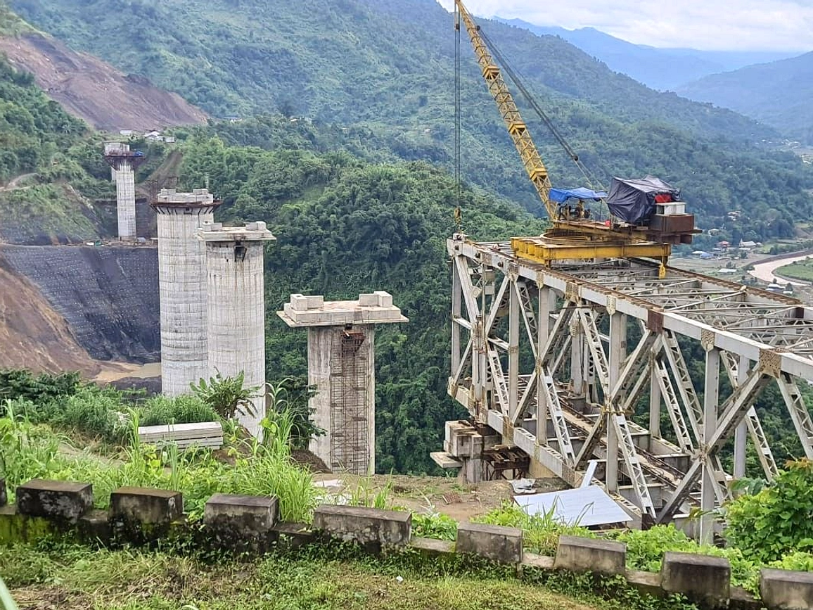 PLN Ditugaskan Kelola Panas Bumi Gunung Ungaran 55 MW
