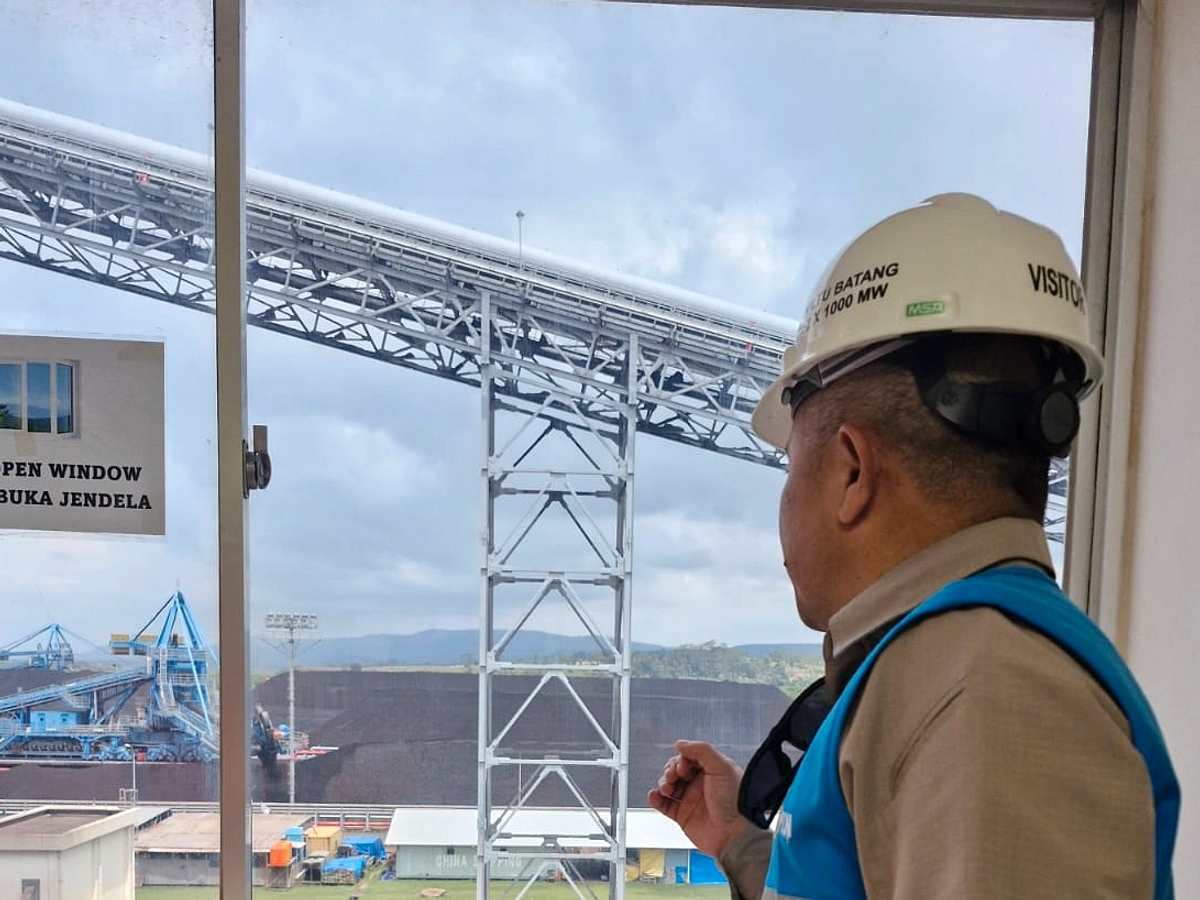PLN Ungkap Dua Penyebab Utama Listrik Jawa Padam