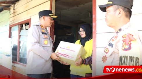 Polres Dumai Pasang Perpustakaan & Klinik Terapung di Pesisir